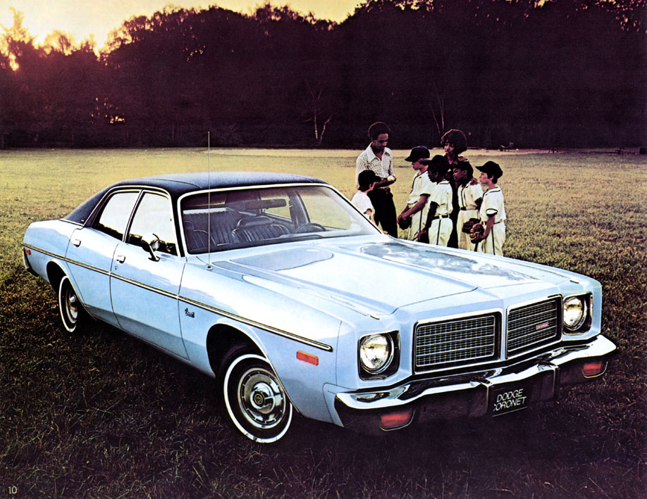 1975 Dodge  Int -09