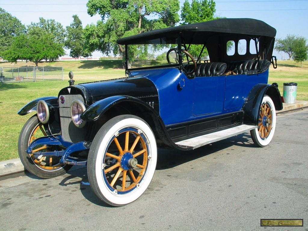 1915 Hudson