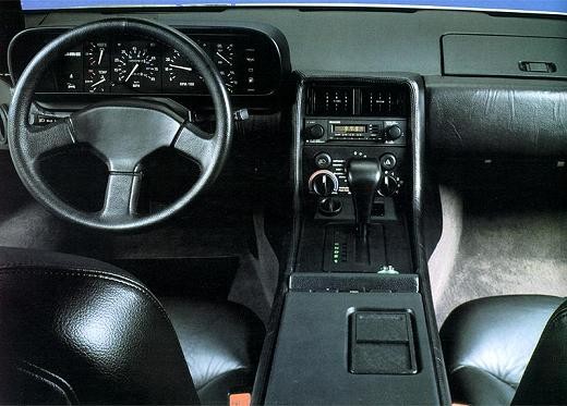 1981 DeLorean-06