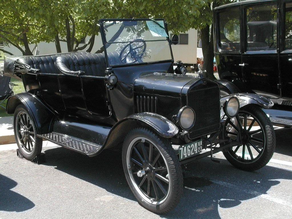 1923 Ford coupe #9