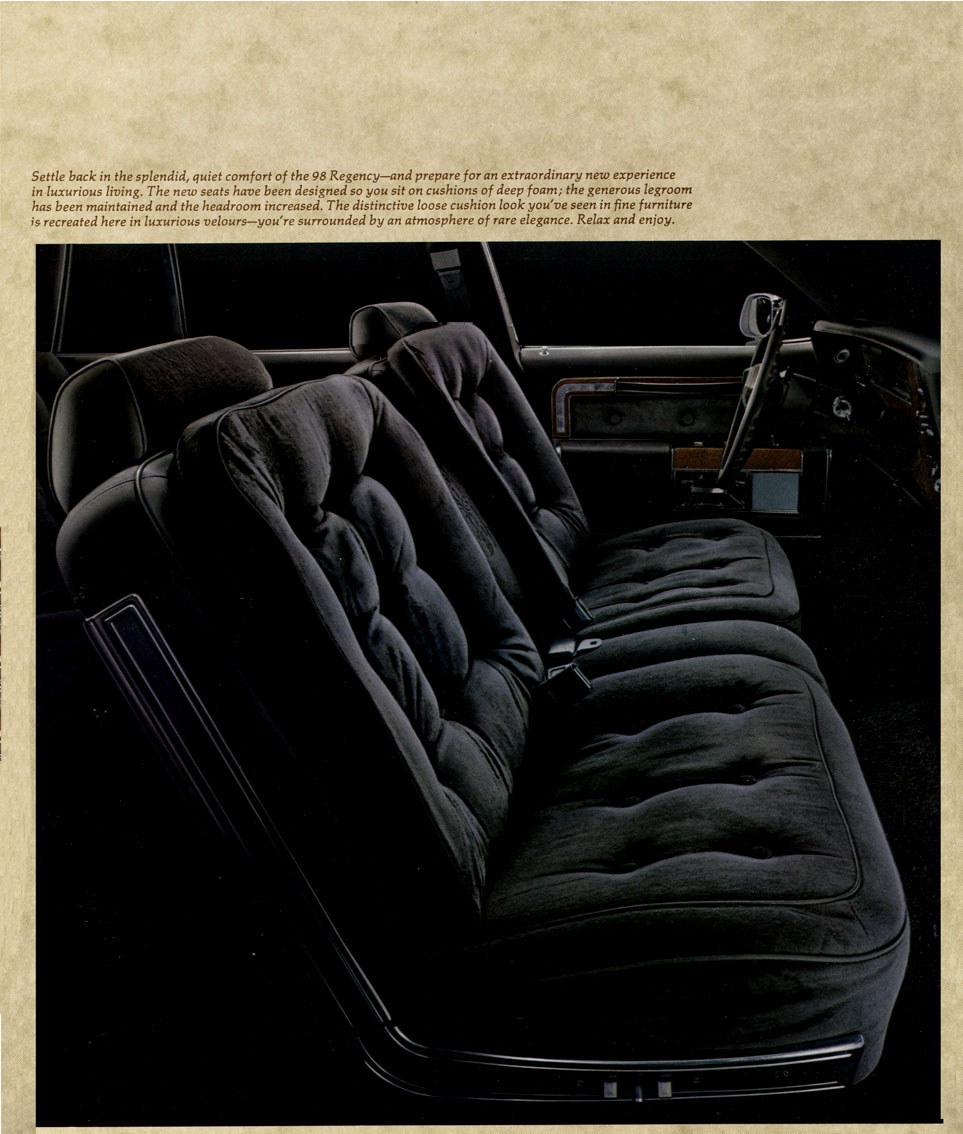 1977 Oldsmobile Full Size-03